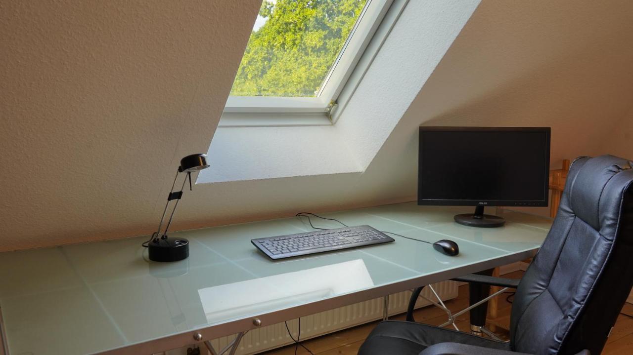 3 Schlafzimmer 8 Gaste Ruhig 110Qm Nahe Flughafen Norderstedt Zewnętrze zdjęcie
